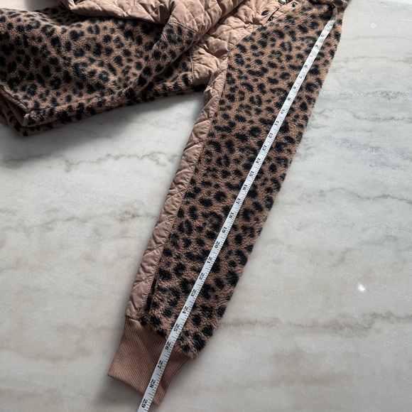 Abercrombie & Fitch Women's Asymmetrical Snap-Up Fleece Size L - Picture 13 of 13